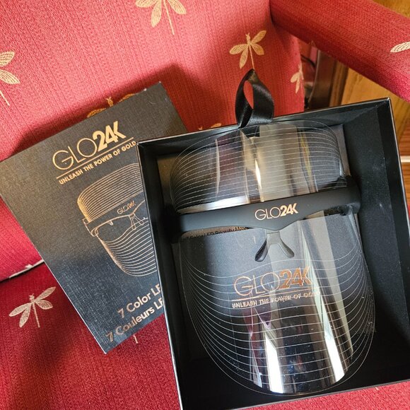 GLO24k - 7 Color LED Beauty Mask - Like New! - Picture 4 of 6